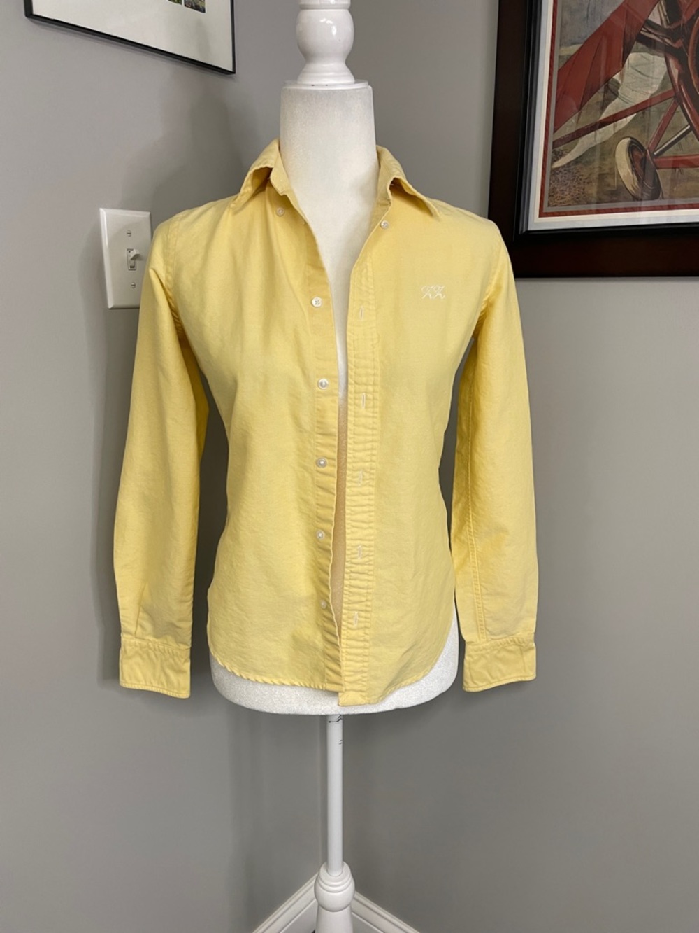 Ralph Lauren Oxford button down shirt pale yellow preppy size 2 fitted darts